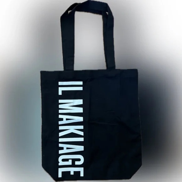 IL MAKIAGE Handbags - SOLD iL Makiage Tote Bag